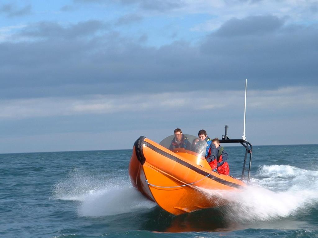 National Powerboat Training Scheme Cumann Seoltóireachta na héireann Scéim Traenála