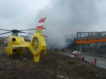 - 257 - Figure 2: Helicopter for Emergency must arrive very quickly Nobody knows the driver`s mind better than the ÖAMTC.