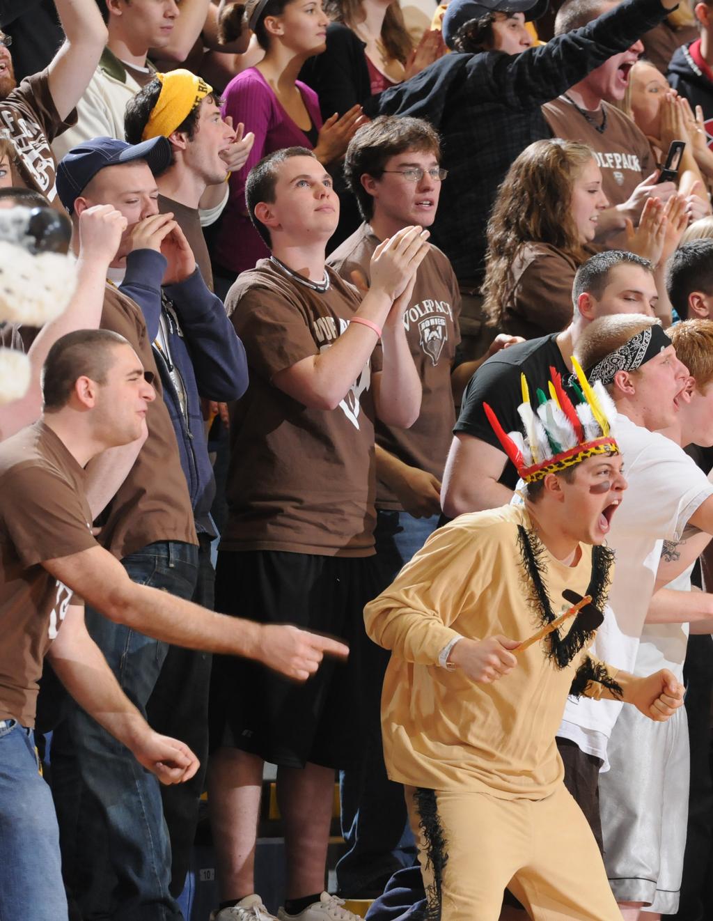 Dear Bonnies fans, Thank you for your support of St. Bonaventure men s and women s basketball.