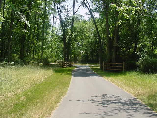 The 2.5 mile Avon/ Catawba Creek Greenway in Gastonia, NC. Rhea Consulting, Inc. 1.