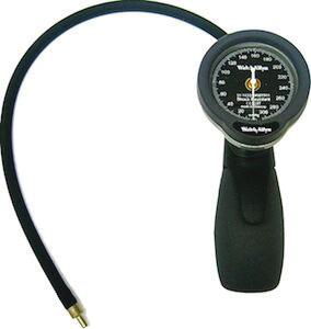 DS400 Aneroid Sphygmomanometer The DS400 is a reliable, sturdy handheld sphygmomanometer that has a 10 year warranty on the calibration.