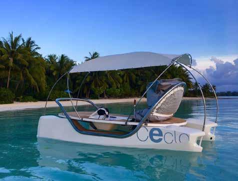 The Ceclo is perfect for a relaxing ride on the lagoon. Easy and fun, it can fit up to four people.