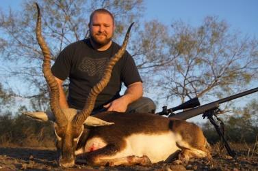 com Phone: 573-544-2041 777 Ranch 3 Day Hunt for 2 Hunters in Texas This hunt includes lodging, meals and guiding.