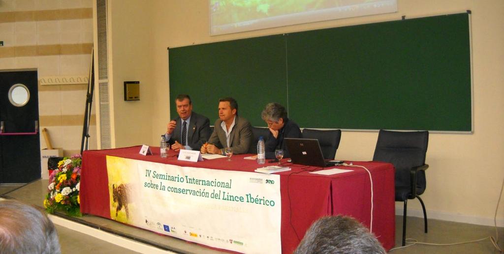 November 10-11 2010, Cordova (Spain) How to cite these proceedings: Iberian lynx LIFE conservation project. 2010. Proceedings of the IV Iberian Lynx Conservation Seminar.
