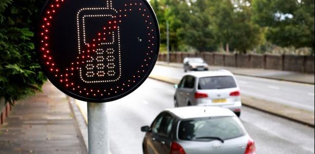 A pioneering piece of equipment, known as a Vehicle Activated Sign (VAS) has been funded by SSRP, for use by Brighton and Hove City Council initially.