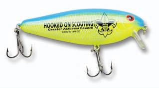 Crank Baits A crank bait dives deeply as you reel it in. It vibrates and rattles to attract fish far below the water s surface.