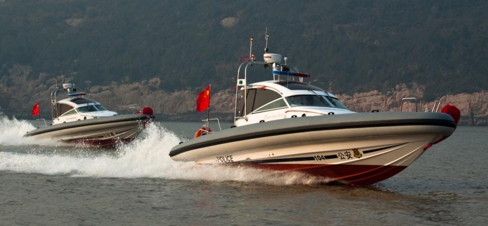 Speed : 50knots The largest, most advanced and luxurious inflatable boat in the world.