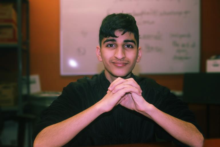 4 EMPLOYEE OF THE MONTH February Phone: (718) 667 8686 x 13060 Fax: (718) 351 1921 veinternational.org Mohamed Beyruti Accounting Manager Q. Tell me about yourself. A. I m a 17 year old with a bunch of skills in Microsoft Office and Accounting.