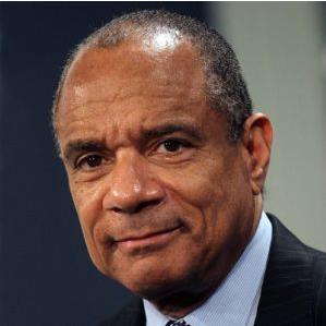 7 February Black History Month Kenneth T. Chenault CEO of American Express Staten Island, NY 10306 Phone: (718) 667 8686 x 13060 Fax: (718) 351-1921 Veinternational.