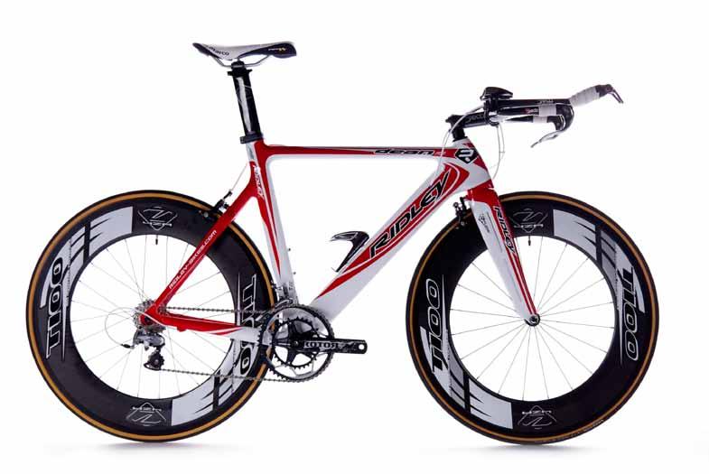 TRIATHLON - TT DEAN RS / 1114A (Ultegra, T100, Deda / Ultegra, Cirrus, Deda) a.s.a. We understand the importance of a good fitting triathlon bike, that s why our new Dean RS features more comfortable tri specific geometry.