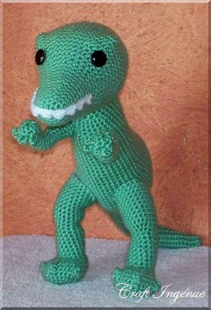 Little Uns T. Rex When crocheted with yarns and hook specified, T. Rex measures 16 inches L with a standing height of 11 inches.