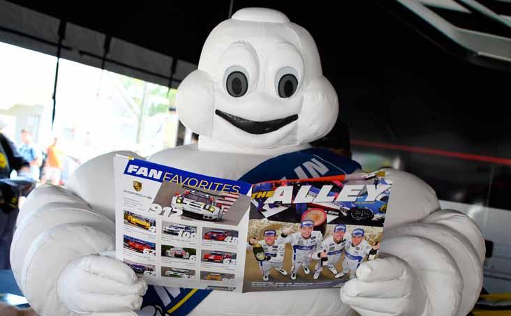100 EDITIONS OF MICHELIN ALLEY The Alley S E B R I N G 2 0 0 7 NEWS FROM AMERICAN LE MANS SERIES It was 55 years ago, in 1952, that an estimated 3,000 fans paid $2.