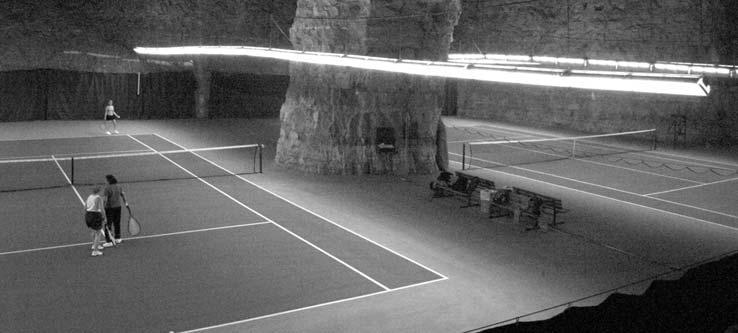 Missouri Cave Courts! The Missouri District is home to some of the USTA Missouri Valley s most unique courts in the form of the cave courts of Underground Racquets, Ltd. in Carthage, Mo.