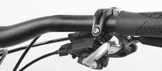Pressng wth your thumb on the shfter located on the nward facng sde of the brake lever mount, moves the chan towards the next smaller sprocket.