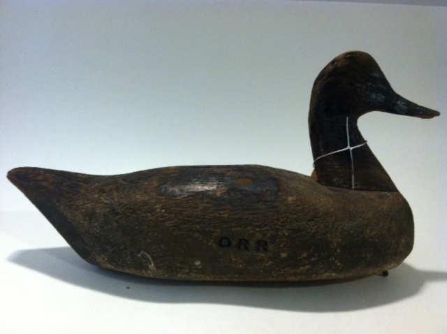Lot 94 Irving Morris Clothespin Snipe. Of all of North Carolina s rare shorebird decoys, these beach robins are as recognizable as any.