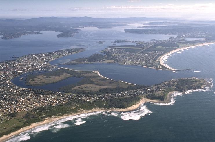 Lake Macquarie, one of the largest coastal lakes in eastern Australia, is located between Newcastle and Gosford on the NSW Central Coast.
