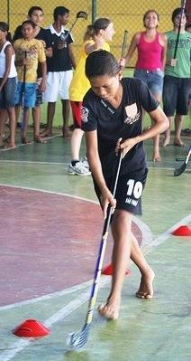 Lesson content: Lesson 1: Floorball Rules & Basic Ball Control Basic rules Basic ball control grip, playing stance, ball handling Lesson 2: Ball Handling Controlling the ball Moving with the ball
