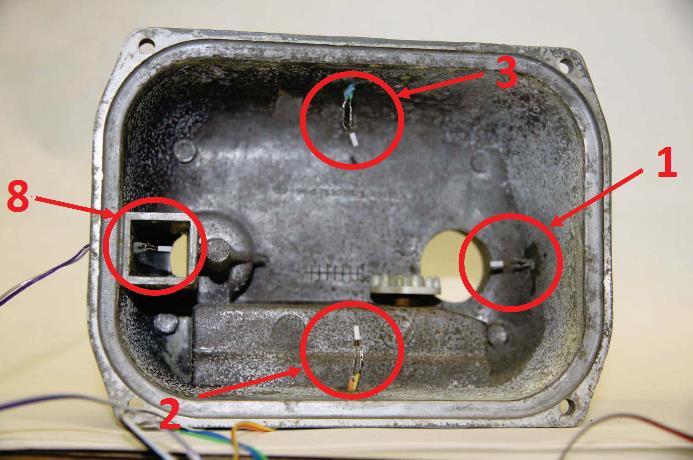 The following figures 2 and 3 show a dismantled gas meter with temerature sensors. changes of the temerature along the flow of the gas through the gas meter.