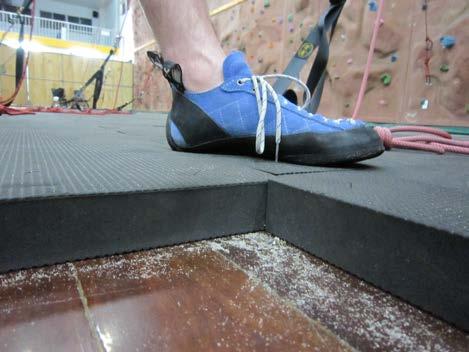 Q19. The following question deals with impact attenuation (floor shock absorbing) at artificial climbing structures.