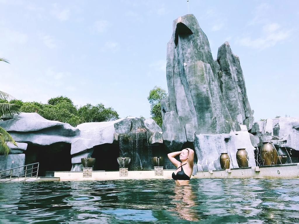 FULL DAY TOUR: BINH CHAU HOT SPRINGS (8 hours) Travel time and distance: 2