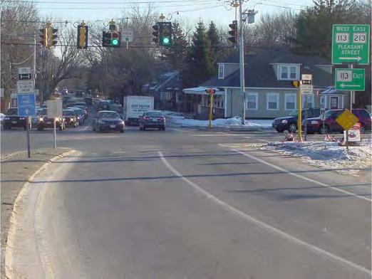 Road Safety Audit Marston s Corner (Route 113 at Jackson and Howe Streets) Methuen, MA Prepared by the Merrimack Valley Planning Commission Unclear lane control on the Howe Street approach to the
