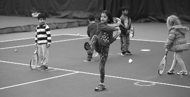 Tiny Tot Beginner (Ages 4-5 yrs) Introduction to tennis.