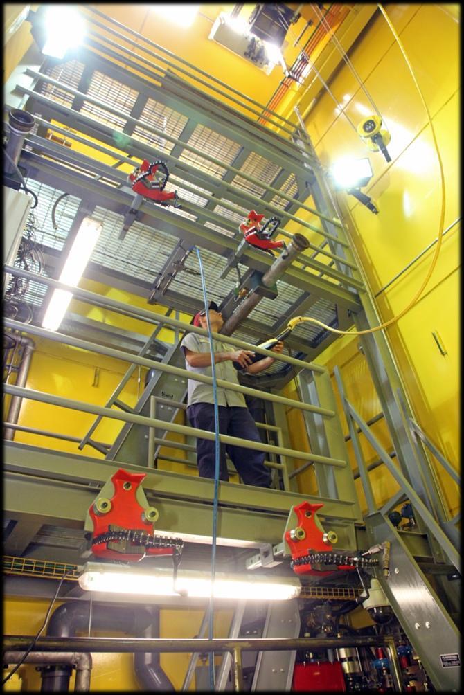 Annex I: Back-Check Testing Performed in the high-pressure test cell (2 cells available at FCTF, 3 rd cell coming late 2013) Capable of withstanding catastrophic failure of the test article Max.