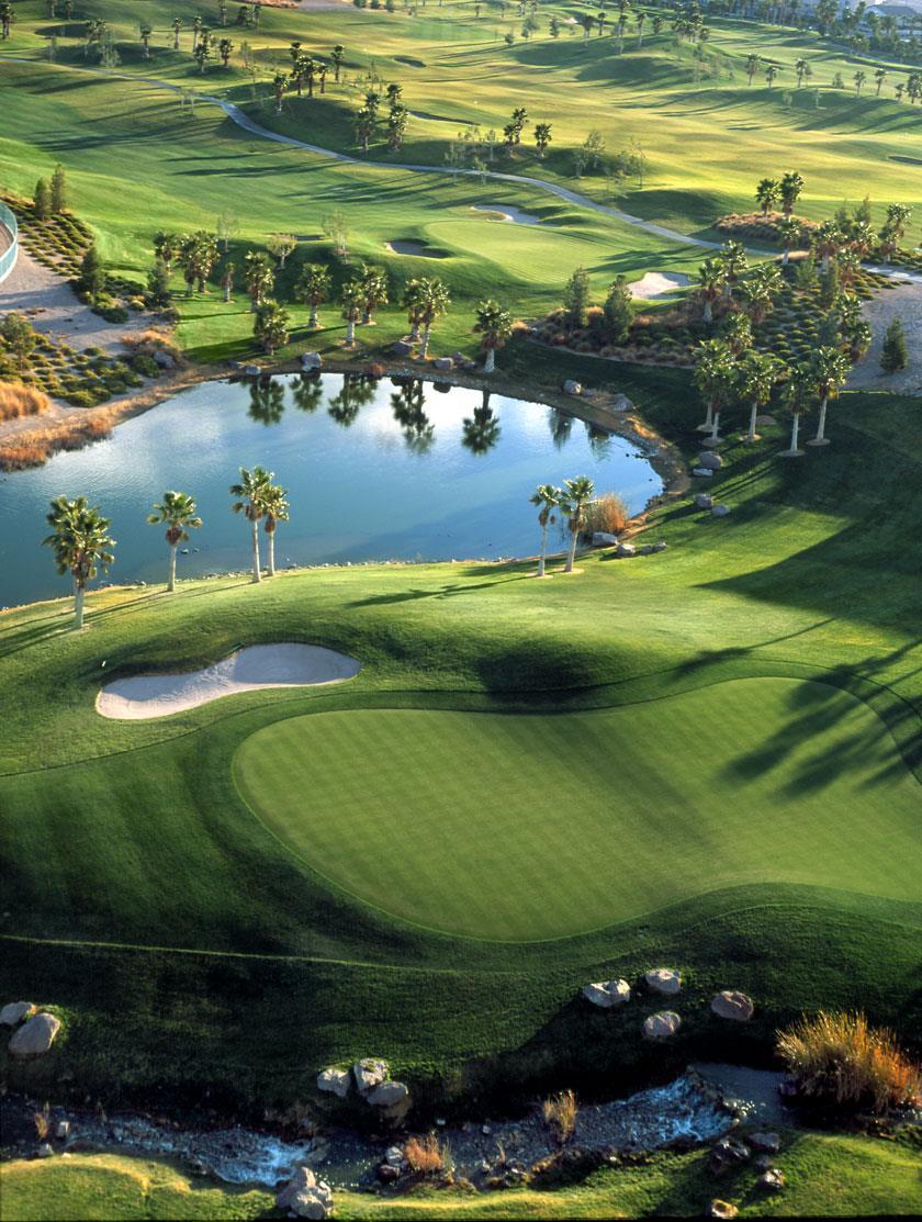 Located just minutes from the World Famous Las Vegas strip, Rhodes Ranch Golf Course has become a meaningful leader in golf in the Las Vegas valley. This Las Vegas Golf Course is in Great Condition!