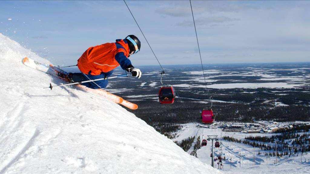 The longest ski trail is in Lapland (over 3 000 metres long) but the average length of a ski run in Finland is between 600 and 800 metres. Finnish lift passes are among the cheapest in Western Europe.