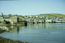 In June the town shares events and performances of the St Magnus Festival with Kirkwall, while in July the Stromness Shopping Week takes place.