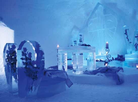 The ALPENIGLU guides conduct multi-lingul tours through the exhiition, descriing the works nd the rtists, their intentions nd the skills required for crving of the ice-sculptures nd shedding light on