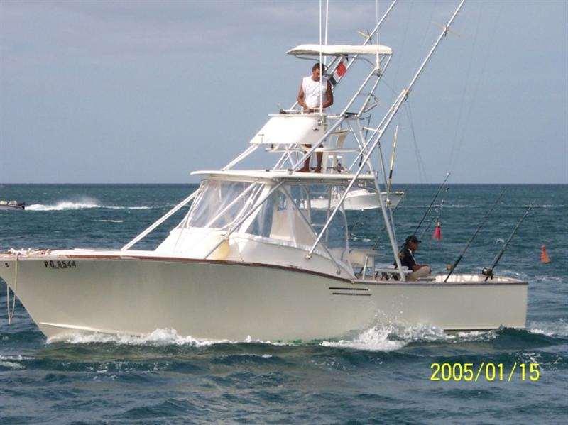 B # 15 Boat 32 Gamefisherman max 5 persons -The Boat 32 is a Palm Beach Gamefisher powered by new and very quiet 350 Cummings, state of the art electronics,