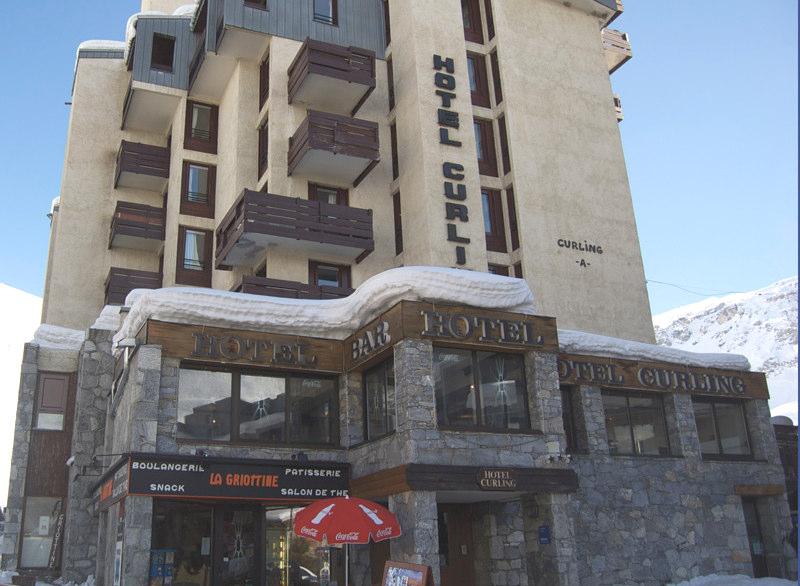 The Clubhotel Curling, is in the heart of the Val Claret area and boasts the best possible location.