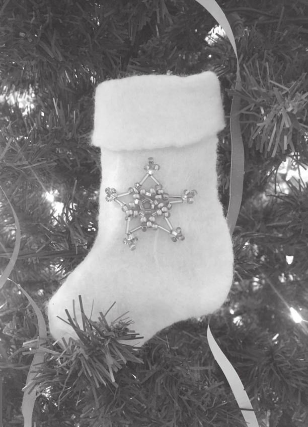 Ruth will tach us this simpl and rwarding fltd Holiday Stocking that will look grat incorporatd into your fstiv décor.