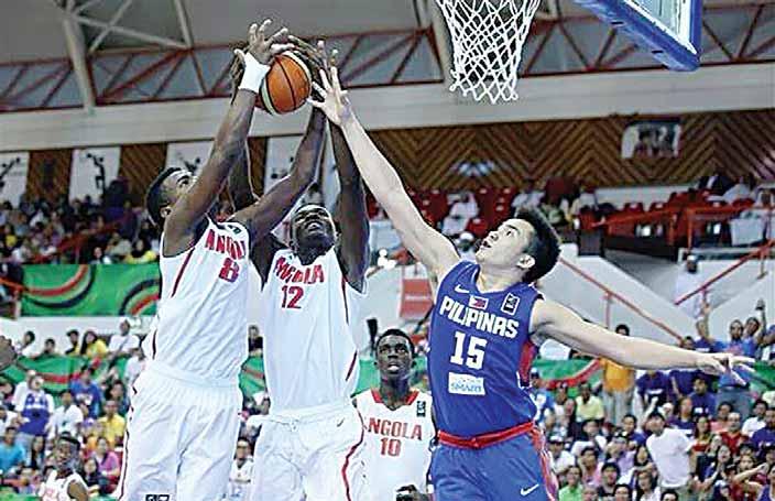 Batang Gilas fought back from as many as 14-point deficit to threaten at 68-76 but UP Fighting Maroon Diego Dario flubbed a three-pointer that could have chopped the lead to just five in the final 55