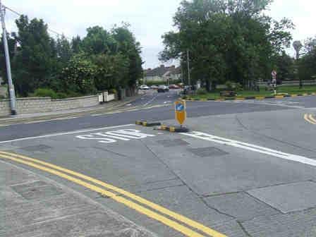 2.4 SECTION: BIRD AVENUE, CLONSKEAGH ROAD, ROEBUCK ROAD The cycle/pedestrian route will exit Gledswood Drive and head onto Bird Avenue.