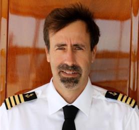 the USA. Graeme has been the Captain of AMPHITRITE (formerly VAJOLIROJA) since 2006.
