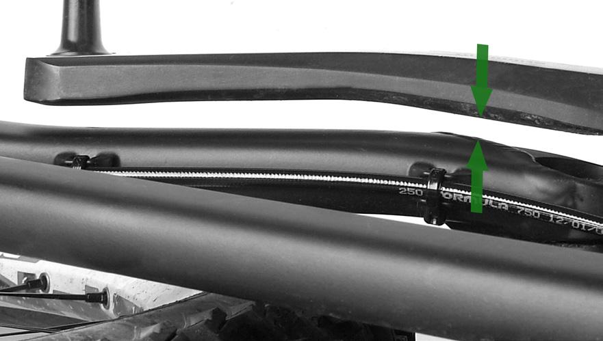Recommended are suspension forks of at least 160mm travel. The Liteville 601 has no restrictions for use with triple crown forks. Note: we have built a fork stop into the inside of the down tube.