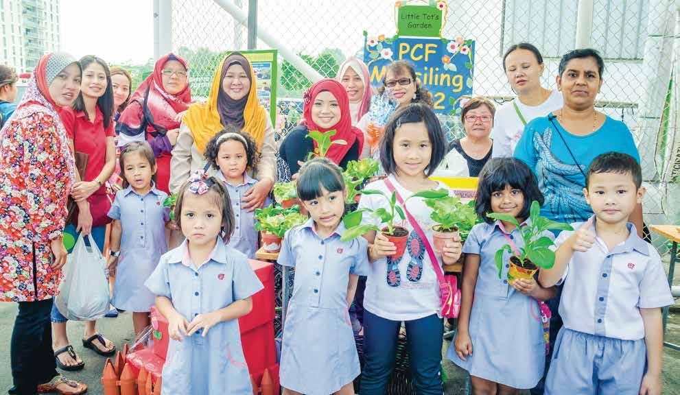 The farmers market for our community gardens was undoubtedly one of the highlights of the Sembawang Sports Festival held on 6 April, which saw over 2,000 participants and visitors throughout the day.