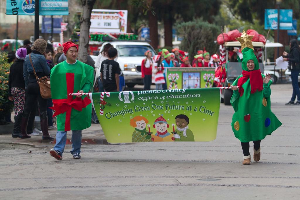waiver, release, and indemnity agreement As a prerequisite to participate in the 86th Annual Downtown Fresno Christmas Parade ( Parade ) on December 5, 2015 the Undersigned, (print your name) of
