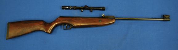 332. Traditions - 50 Caliber Flintlock Rifle Serial # 223079,.50 cal, 28" octagonal barrel with excellent, clean sharp bore. Spanish manufactured.