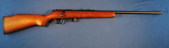 11-126-0077 H-19 (65-100) 340. Marlin 25N Bolt Action Rifle Serial #07585094.22 LR, 20" barrel very good+ condition..22lr only rifle with magazine feed.