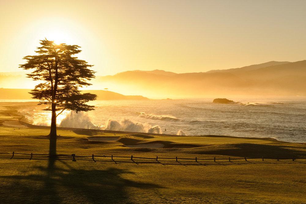 TOUR REPORT 2017 AT&T Pebble Beach Pro-Am In 2016, the AT&T Pebble Beach Pro-Am presented the PGA TOUR field with warm weather, brilliant sunlight, and the steady ocean breeze one would expect along