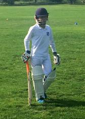 went on to hit the winning runs. Lachlan and Callum then took to the crease and were able to enjoy their batting after the game had been decided.