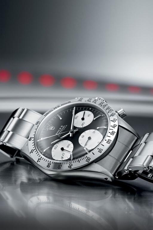 1963 COSMOGRAPH, THE CHRONOGRAPH OF THE FUTURE In 1963, Rolex launched a new-generation chronograph, the Cosmograph, dedicated to racing drivers.