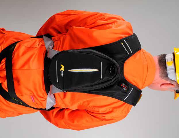 Minimal training and fast rescue User training Unlike all other rescue kit, no specialist training is required as the Latchways PRD is worn in place of a standard full body harness and activation is