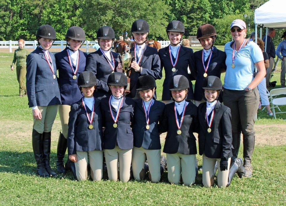 Class Descriptions Ashley Hall McBee House Cup Jump a 2 6 course. May be called back for flat work. Open to all Ashley Hall students who have jumped 2 6 and over at a horse show.