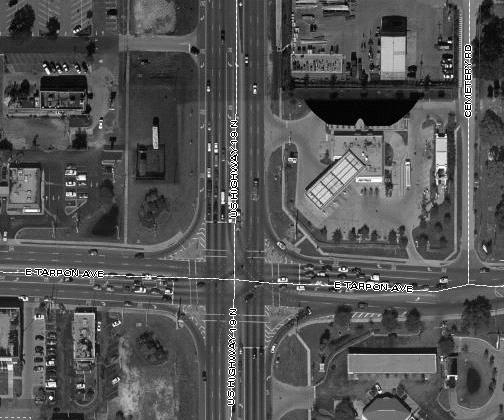 Driveway 275 ft U-turn Location: Signalized Intersection Figure 4-7.