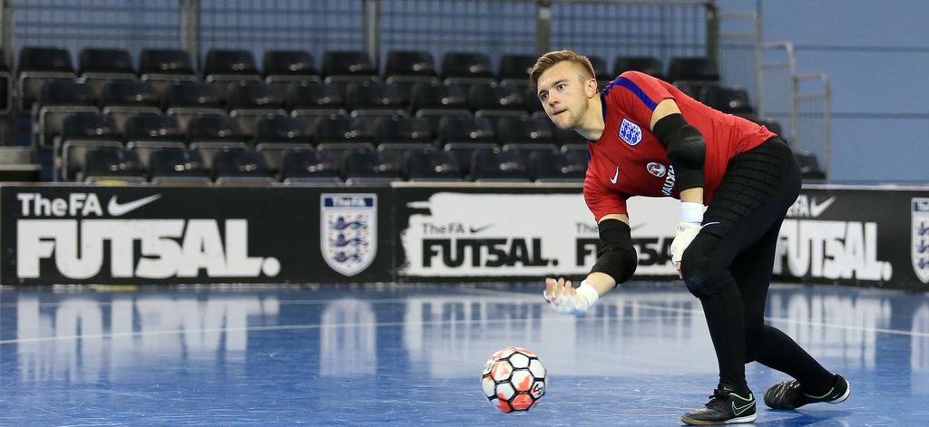 1) WHAT IS FUTSAL? 2) WHAT ARE THE BENEFITS OF PLAYING FUTSAL?