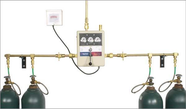 22MANIFOLDS MANIFOLDS Pressure Manifold Changeover SuperFlash s manifold changeover is simple and easy to use.
